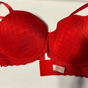 NWT 40DD red Delta Burke bra